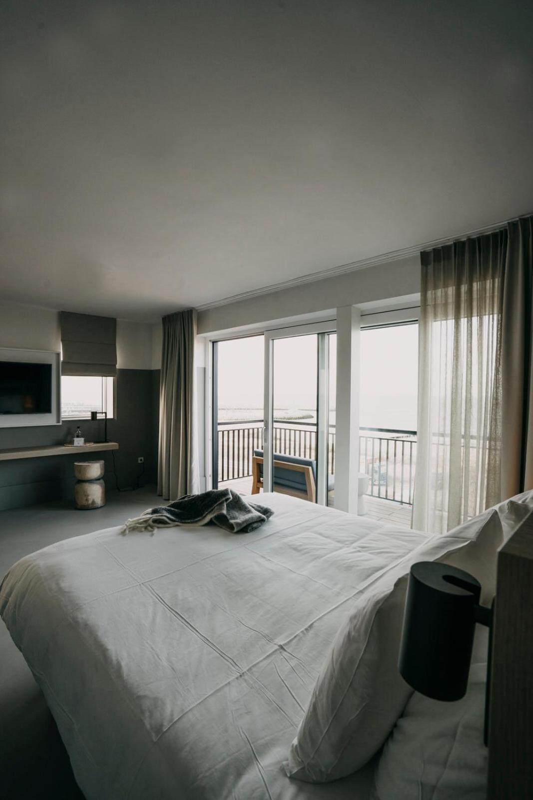 Strandhotel Cadzand Exterior photo